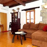 7038a Apartment
